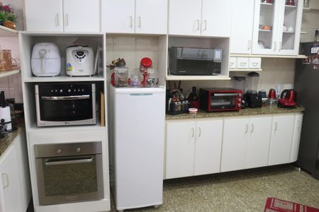 Apartamento à venda com 204m², 4 quartos e 3 vagasCozinha