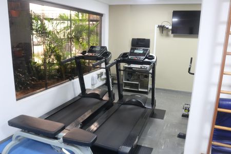 Apartamento à venda com 204m², 4 quartos e 3 vagasÁrea comum - Academia