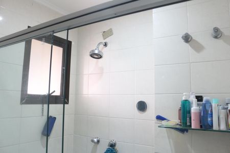 Apartamento à venda com 204m², 4 quartos e 3 vagasBanheiro da Suíte 2