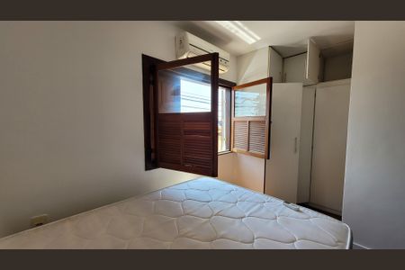 Quarto de kitnet/studio para alugar com 1 quarto, 50m² em Brasiléia, Betim