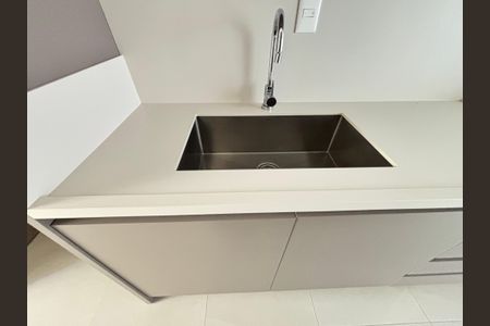 Apartamento para alugar com 168m², 3 quartos e 2 vagasCozinha