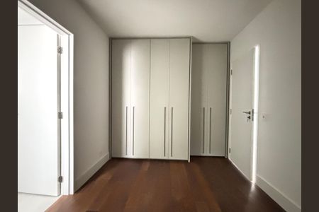Apartamento para alugar com 168m², 3 quartos e 2 vagasSuíte 3
