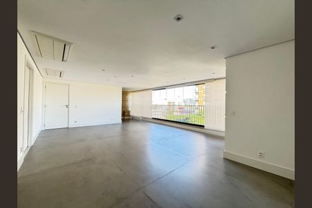Sala  de apartamento para alugar com 3 quartos, 168m² em Vila Nova Conceição, São Paulo