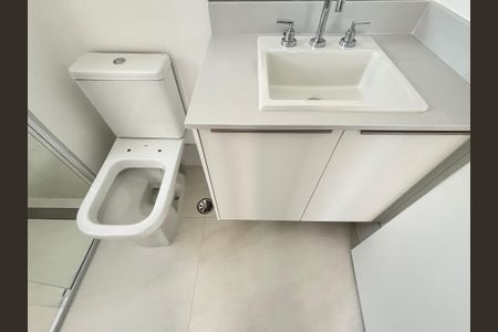 Apartamento para alugar com 168m², 3 quartos e 2 vagasBanheiro da Suíte 2