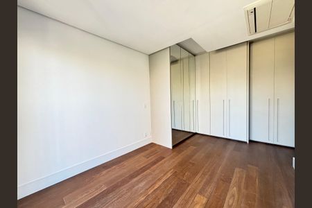 Apartamento para alugar com 168m², 3 quartos e 2 vagasSuite 1