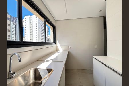 Apartamento para alugar com 168m², 3 quartos e 2 vagasÁrea de Serviço