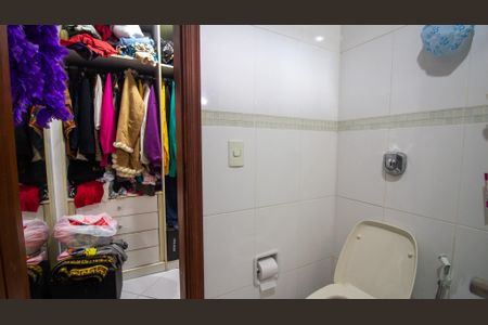 Casa de condomínio para alugar com 803m², 5 quartos e 14 vagasBanheiro da Suíte 1
