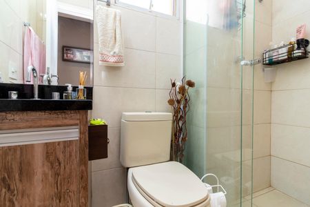 Apartamento à venda com 85m², 3 quartos e 2 vagasBanheiro 