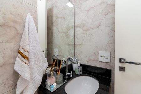 Apartamento à venda com 85m², 3 quartos e 2 vagasBanheiro da Suíte