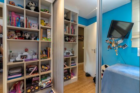 Apartamento à venda com 85m², 3 quartos e 2 vagasQuarto 2