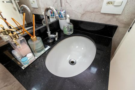 Apartamento à venda com 85m², 3 quartos e 2 vagasBanheiro da Suíte