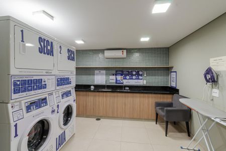 Studio para alugar com 21m², 1 quarto e sem vaga Studio para alugar com 21m², 1 quarto e sem vagaÁrea comum - Lavanderia