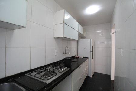 Apartamento à venda com 48m², 2 quartos e 1 vagaCozinha