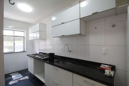 Apartamento à venda com 48m², 2 quartos e 1 vagaCozinha