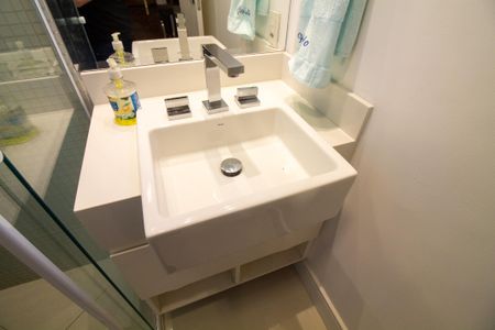 Apartamento à venda com 330m², 3 quartos e 4 vagasBanheiro da Suíte 2