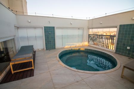 Apartamento à venda com 330m², 3 quartos e 4 vagasPiscina