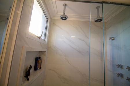 Apartamento à venda com 330m², 3 quartos e 4 vagasBanheiro da Suíte 3