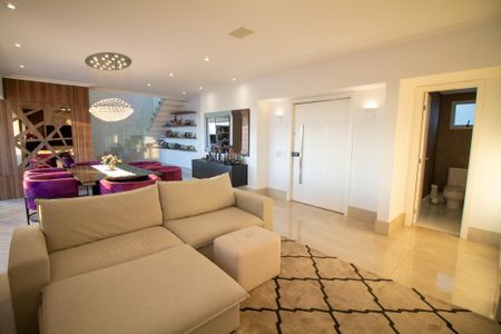 Apartamento à venda com 330m², 3 quartos e 4 vagasSala