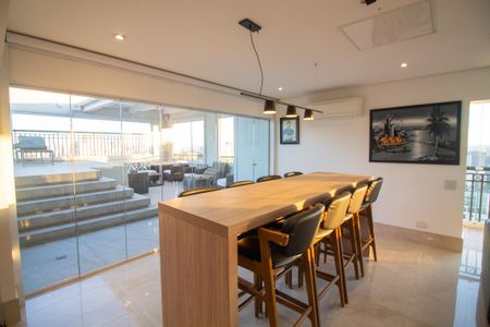 Apartamento à venda com 330m², 3 quartos e 4 vagasCopa