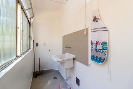 Cozinha e Área de Serviço de apartamento à venda com 2 quartos, 44m² em Alto de Pinheiros, São Paulo