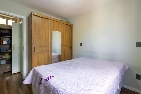 Quarto 2 de apartamento à venda com 2 quartos, 44m² em Alto de Pinheiros, São Paulo