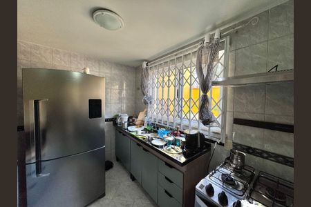 Casa de condomínio à venda com 150m², 3 quartos e 1 vagaCozinha e Área de Serviço