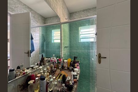 Casa de condomínio à venda com 150m², 3 quartos e 1 vagaSuíte - Banheiro