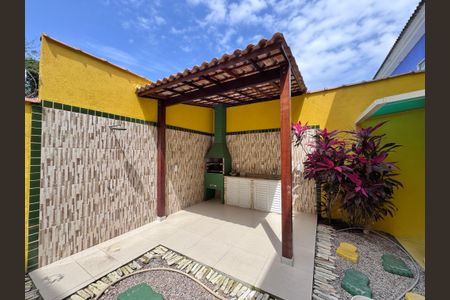 Casa de condomínio à venda com 150m², 3 quartos e 1 vagaÁrea externa