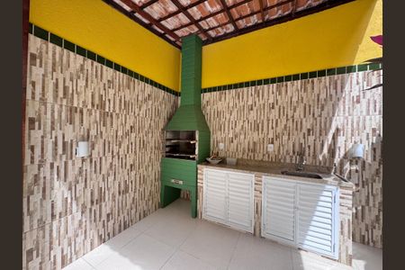 Casa de condomínio à venda com 150m², 3 quartos e 1 vagaÁrea externa