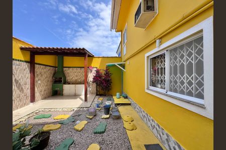 Casa de condomínio à venda com 150m², 3 quartos e 1 vagaÁrea externa
