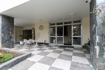 Apartamento à venda com 72m², 2 quartos e 1 vagaFachada