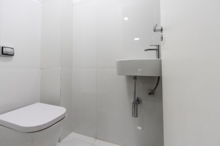 Lavabo de apartamento à venda com 2 quartos, 72m² em Perdizes, São Paulo