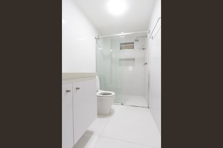 Apartamento à venda com 72m², 2 quartos e 1 vagaBanheiro Social