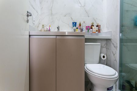 Apartamento à venda com 40m², 2 quartos e 1 vaga Apartamento à venda com 40m², 2 quartos e 1 vagaBanheiro
