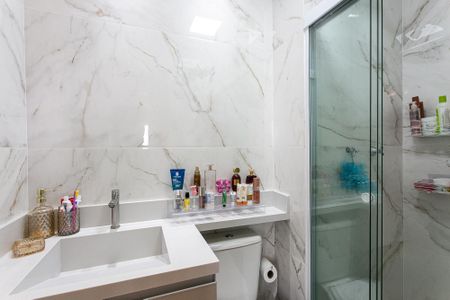 Apartamento à venda com 40m², 2 quartos e 1 vaga Apartamento à venda com 40m², 2 quartos e 1 vagaBanheiro