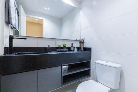 Apartamento à venda com 68m², 2 quartos e 1 vagaBanheiro Social