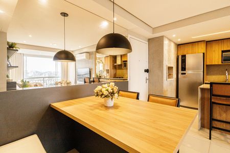 Apartamento à venda com 68m², 2 quartos e 1 vagaSala