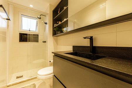 Apartamento à venda com 68m², 2 quartos e 1 vagaBanheiro da Suíte