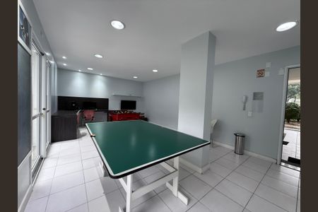 Apartamento à venda com 68m², 2 quartos e 1 vagaÁrea comum