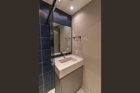 Banheiro Social de kitnet/studio à venda com 1 quarto, 26m² em Vila Mariana, São Paulo