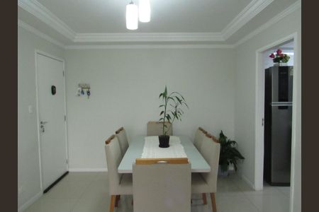 Apartamento à venda com 73m², 3 quartos e 1 vagaSala