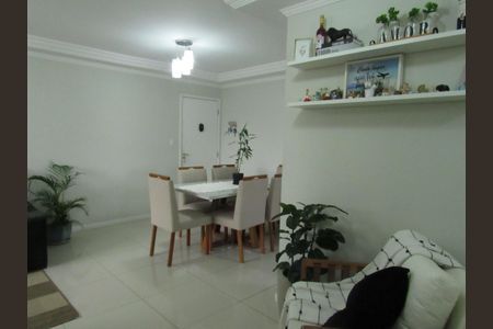 Apartamento à venda com 73m², 3 quartos e 1 vagaSala