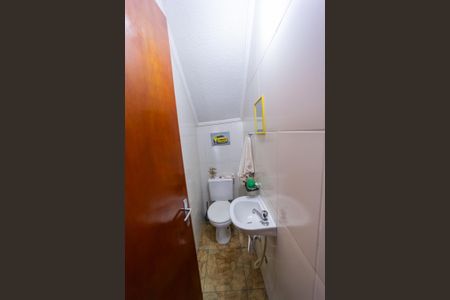 Casa à venda com 153m², 3 quartos e 5 vagas Casa à venda com 153m², 3 quartos e 5 vagasGaragem - Banheiro