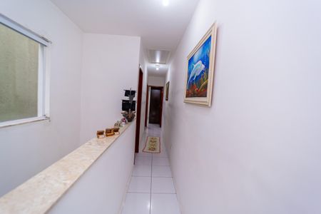 Casa à venda com 153m², 3 quartos e 5 vagas Casa à venda com 153m², 3 quartos e 5 vagasCorredor