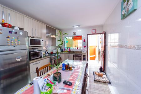 Casa à venda com 153m², 3 quartos e 5 vagas Casa à venda com 153m², 3 quartos e 5 vagasCozinha