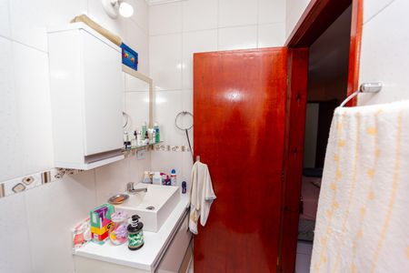 Casa à venda com 153m², 3 quartos e 5 vagas Casa à venda com 153m², 3 quartos e 5 vagasBanheiro da Suíte