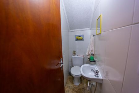 Casa à venda com 153m², 3 quartos e 5 vagas Casa à venda com 153m², 3 quartos e 5 vagasGaragem - Banheiro