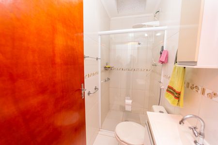 Casa à venda com 153m², 3 quartos e 5 vagas Casa à venda com 153m², 3 quartos e 5 vagasBanheiro Social