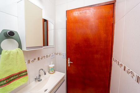 Casa à venda com 153m², 3 quartos e 5 vagas Casa à venda com 153m², 3 quartos e 5 vagasBanheiro Social