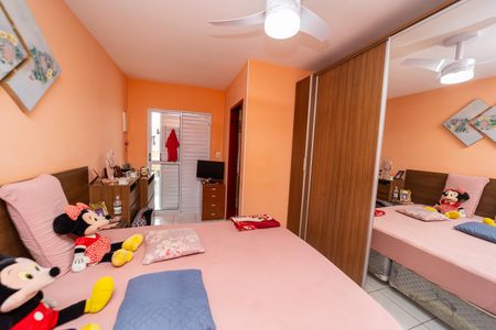 Casa à venda com 153m², 3 quartos e 5 vagas Casa à venda com 153m², 3 quartos e 5 vagasSuíte